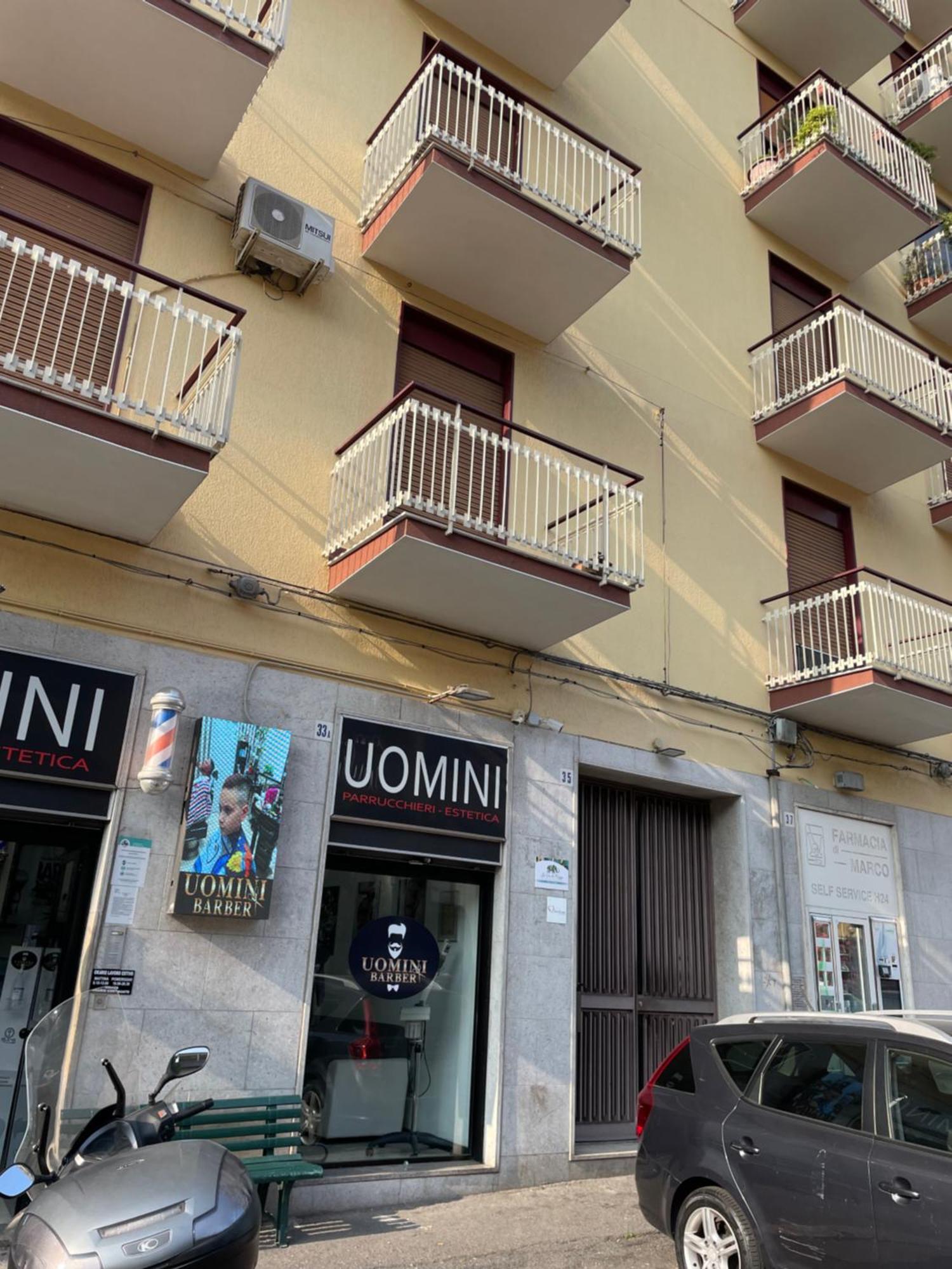 La Via Di Mezzo Apartment Catania Ngoại thất bức ảnh