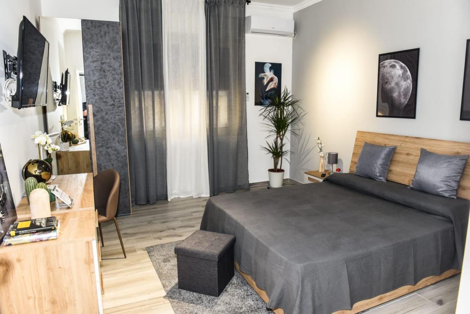 La Via Di Mezzo Apartment Catania Ngoại thất bức ảnh